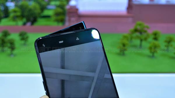Oppo Reno: प्रोसेसर और फीचर्स