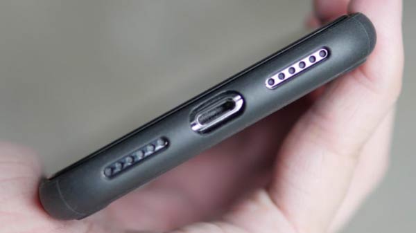 अब बिना हेडफोन जैक के लॉन्च होते फोन