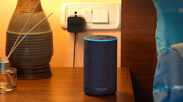Alexa अब सिर्फ इंग्लिश ही नहीं बल्कि हिंदी और हिंग्लिश में भी करेगी बात Alexa अब सिर्फ इंग्लिश ही नहीं बल्कि हिंदी और हिंग्लिश में भी करेगी बात