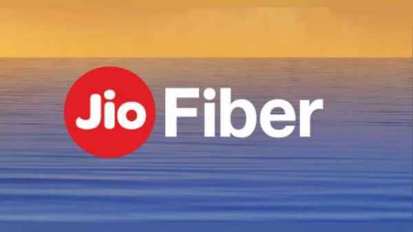 तीसरा प्लान 999 रुपए का