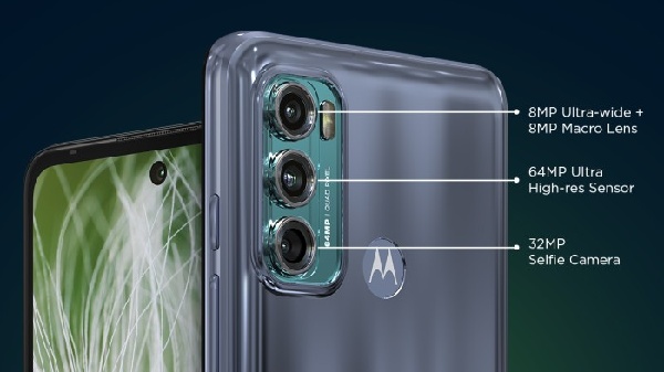 क्‍वॉड कैमरा सेटअप 