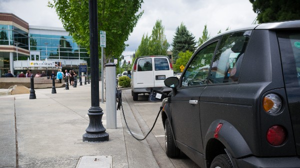 IIT ने ईजाद की नई तकनीक, कम हो सकती है इलेक्ट्रिक वाहनों की कीमत 