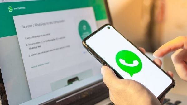 अब WhatsApp वेब और डेस्कटॉप से भी कर पाएंगे वॉइस और वीडियो कॉल, जानें फीचर की डिटेल्स अब WhatsApp वेब और डेस्कटॉप से भी कर पाएंगे वॉइस और वीडियो कॉल, जानें फीचर की डिटेल्स
