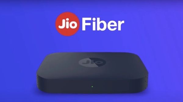 JioFiber का एंटरटेनमेंट धमाका, पेश किए ये नए पोस्टपेड प्लान्स JioFiber का एंटरटेनमेंट धमाका, पेश किए ये नए पोस्टपेड प्लान्स