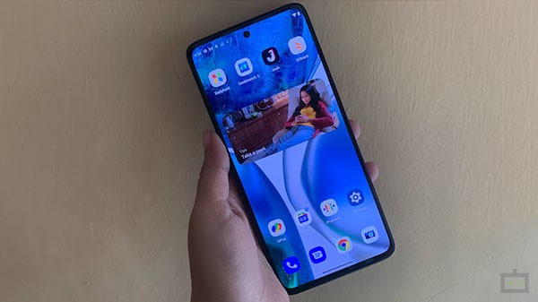 भारत में लॉन्च हुआ सबसे पतला और हल्का स्मार्टफोन Moto G52 भारत में लॉन्च हुआ सबसे पतला और हल्का स्मार्टफोन Moto G52