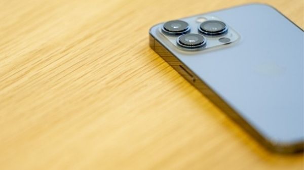 iPhone 14 Max की प्राइस और स्पेसिफिकेशन्स हुए लीक iPhone 14 Max की प्राइस और स्पेसिफिकेशन्स हुए लीक