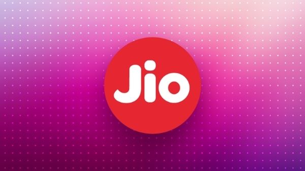 इन यूजर्स को Jio दे रहा है 4 दिनों के लिए रोजाना 1.5GB फ्री डेटा और कॉलिंग इन यूजर्स को Jio दे रहा है 4 दिनों के लिए रोजाना 1.5GB फ्री डेटा और कॉलिंग