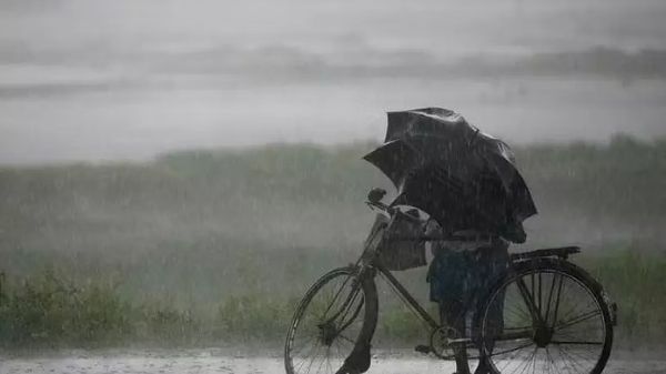 इन यूजर्स को Jio दे रहा है 4 दिनों के लिए रोजाना 1.5GB फ्री डेटा और कॉलिंग इन यूजर्स को Jio दे रहा है 4 दिनों के लिए रोजाना 1.5GB फ्री डेटा और कॉलिंग