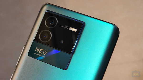 ट्रिपल कैमरा सेटअप के साथ आता है iQOO Neo 6 ट्रिपल कैमरा सेटअप के साथ आता है iQOO Neo 6