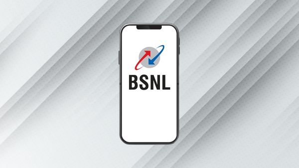 BSNL के ये 3 प्रीपेड प्लान्स हुए महंगे, जानें लेटेस्ट प्राइस और बेनेफि BSNL के ये 3 प्रीपेड प्लान्स हुए महंगे, जानें लेटेस्ट प्राइस और बेनेफि