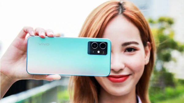 Vivo ने कम कीमत में लॉन्च किया 50MP कैमरे और 5000mAh बैटरी वाला यह फोन Vivo ने कम कीमत में लॉन्च किया 50MP कैमरे और 5000mAh बैटरी वाला यह फोन