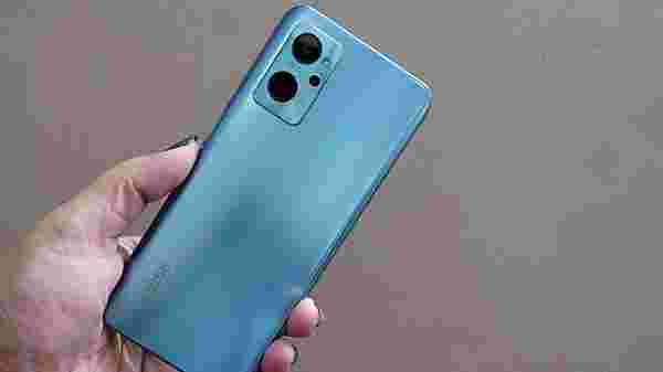 iPhone 13 जैसा दिखने वाला Realme 5G Smartphone होगा लॉन्च iPhone 13 जैसा दिखने वाला Realme 5G Smartphone होगा लॉन्च