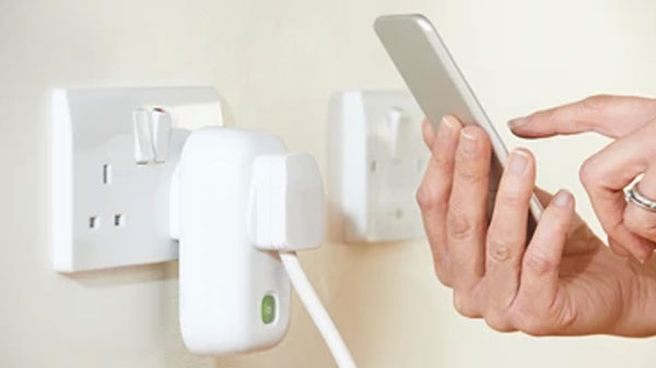 स्मार्ट प्लग ( Smart Plug ) 