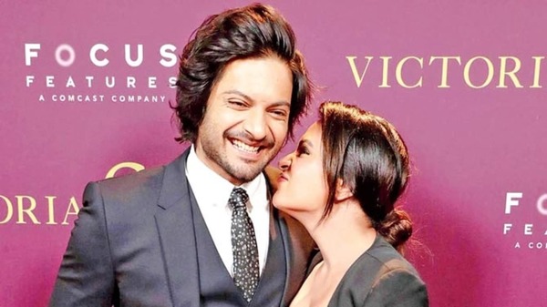 ऋचा चड्ढा-अली फजल की शादी के कार्ड में है कुछ खास, वायरल हुई तस्वीर ऋचा चड्ढा-अली फजल की शादी के कार्ड में है कुछ खास, वायरल हुई तस्वीर