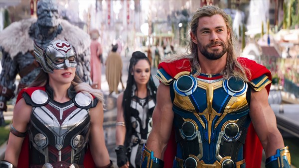 मेकर्स का बड़ा तोहफा! OTT पर भी देख सकते है Thor: Love And Thunder मेकर्स का बड़ा तोहफा! OTT पर भी देख सकते है Thor: Love And Thunder