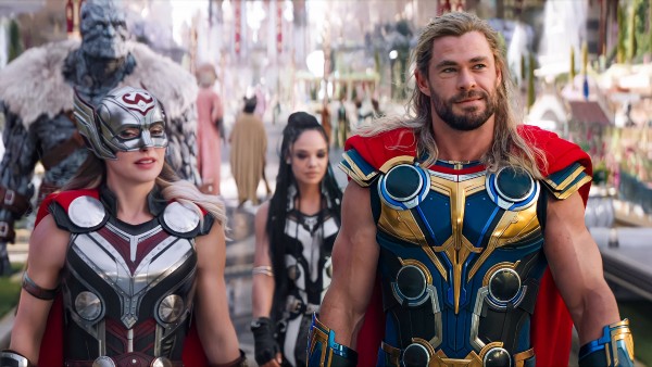 मेकर्स का बड़ा तोहफा! OTT पर भी देख सकते है Thor: Love And Thunder 