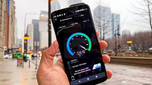 दिल्ली NCR में Jio ने हासिल किया 600Mbps का रिकॉर्ड, एयरटेल रहा पीछे 