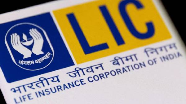 LIC WhatsApp Service Launched: ऐसे करें मिनटों में चेक LIC WhatsApp Service Launched: ऐसे करें मिनटों में चेक