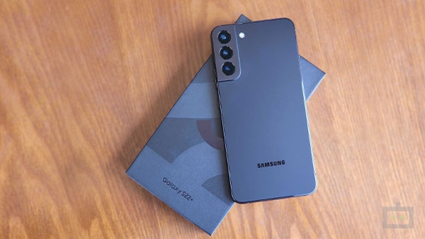 Samsung Galaxy S22 Plus को 46,999 रुपये में खरीदें, जल्दी करें Samsung Galaxy S22 Plus को 46,999 रुपये में खरीदें, जल्दी करें