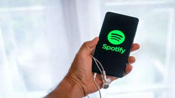 क्या Spotify भी बना रहा है कर्मचारियों को निकालने की योजना? क्या Spotify भी बना रहा है कर्मचारियों को निकालने की योजना?