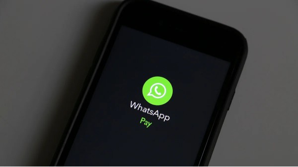 GPay या PhonePe नहीं कर रहा काम; ऐसे भेजें WhatsApp से पैसे GPay या PhonePe नहीं कर रहा काम; ऐसे भेजें WhatsApp से पैसे