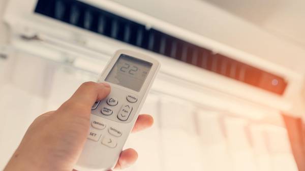 भारत में मिलने वाले सबसे बेस्ट AC की कीमत, जाने यहां