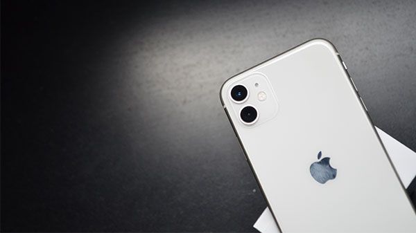 सेल का आखिरी दिन, IPhone 11 की कीमत में कटौती! जल्दी करें सेल का आखिरी दिन, IPhone 11 की कीमत में कटौती! जल्दी करें