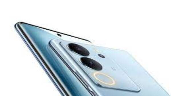 Vivo V29 की पहली सेल आज, बंपर छूट के साथ खरीदें फोन, जानें कीमत और ऑफर