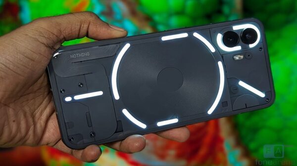 Nothing Phone (2) को 35,000 कम कीमत के साथ लाएं घर, जल्दी करें
