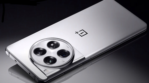 Oneplus 12 रेन टच फीचर, होलोग्राफिक ऑडियो टेक्नोलॉजी के साथ होगा लॉन्च