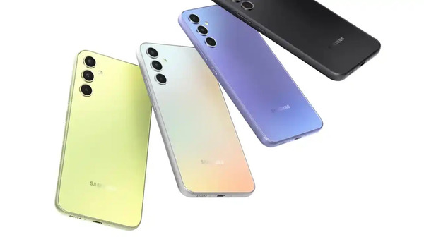 Samsung ने अपने तीन नए स्मार्टफोन एक साथ किए लॉन्‍च, जानिए कीमत व फीचर