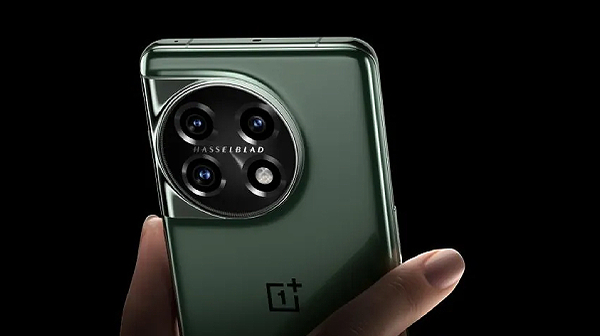 OnePlus 11 vs OnePlus 12 में आपके लिए कौन सा फोन है बेहतर, यहां जानें