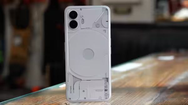 Nothing Phone (2) को अब तक के सबसे कम दाम में खरीदने का मौका
