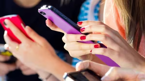 Smartphone की लत छुड़वाने में मदद करेंगी PM Modi की ये टिप्स, जानिए