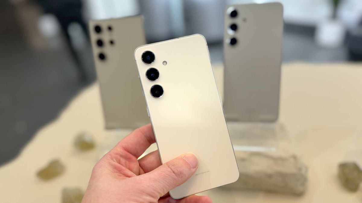 Samsung Galaxy S24 का नया स्टोरेज वेरिएंट भारत में लॉन्च, जानें कीमत Samsung Galaxy S24 का नया स्टोरेज वेरिएंट भारत में लॉन्च, जानें कीमत