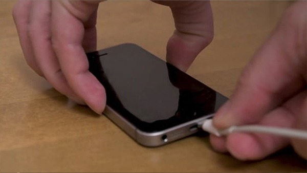 आईफोन की बैटरी लाइफ बढ़ानी है तो ये 5 टिप्‍स अपनाएं