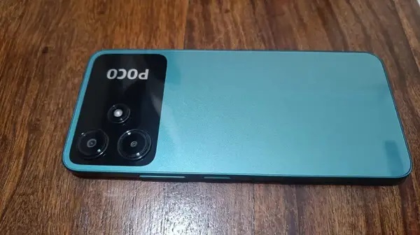 Amazon पर Poco के इन 5G फोन्स पर मिल रहा बंपर डिस्काउंट, देखें लिस्ट