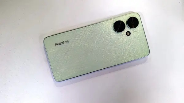 5000mAh बैटरी और 50MP कैमरा वाले Redmi के इस फोन पर बंपर छूट