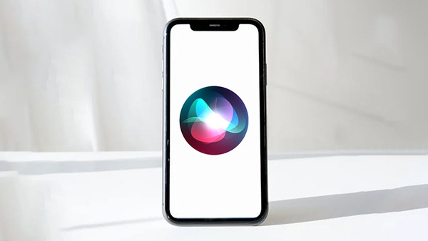 Siri को एडवांस बनाने की तैयारी में Apple