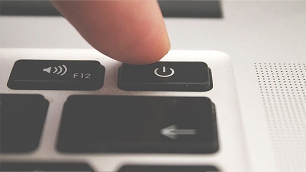 कंप्यूटर बंद करना मत भूलें वरना पछताना पड़ सकता है