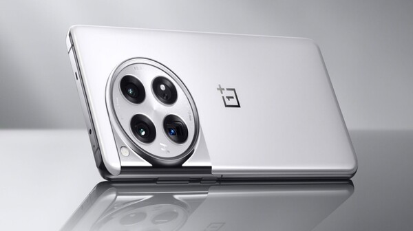 OnePlus 12 Glacial White Edition पर पहली सेल में बंपर डिस्काउंट