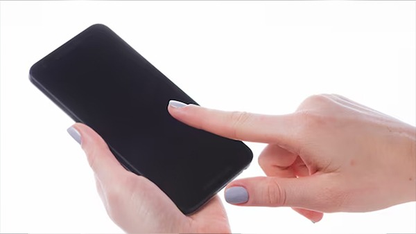 Smartphone में कितने प्रकार की होती है डिस्प्ले, यहां जानें