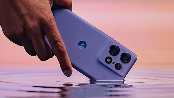 क्या Motorola Edge 50 Neo के बजाय Edge 50 Pro को बेस्ट ऑप्शन है?