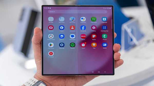 Galaxy Z Fold स्पेशल एडिशन का पहला रेंडर सामने आया