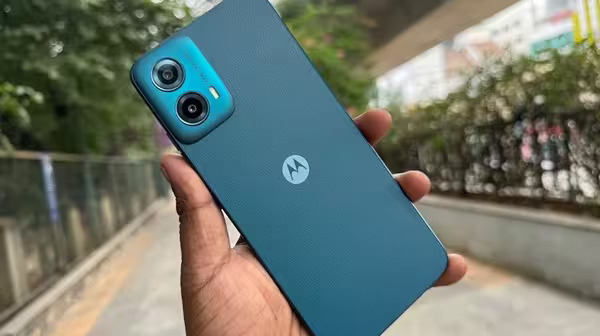  भारत में 15,000 रुपये से कम में Motorola के बेस्ट स्मार्टफोन्स