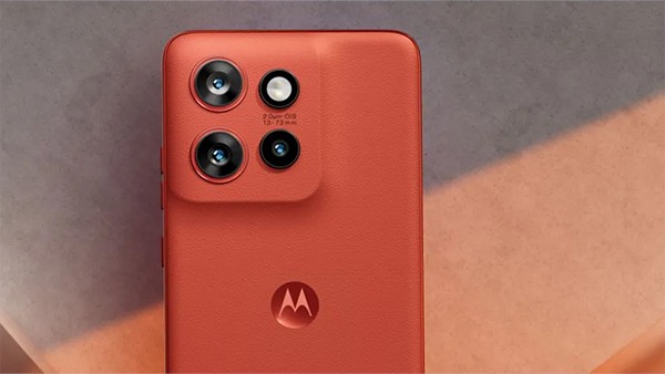68W फास्ट चार्जिंग सपोर्ट के साथ Motorola Edge 50 Neo लॉन्च