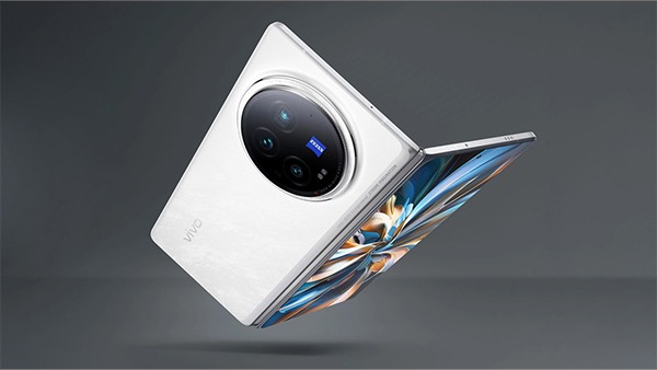 Vivo के प्रीमियम फोल्डेबल फोन पर 15,000 रुपये की बड़ी छूट!