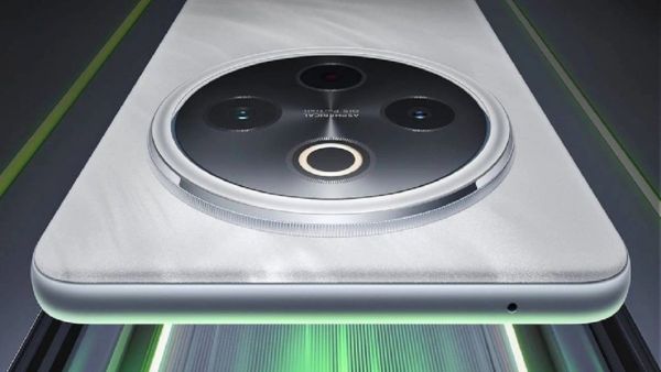 7300mAh बैटरी वाला स्मार्टफोन जल्द होगा लॉन्च