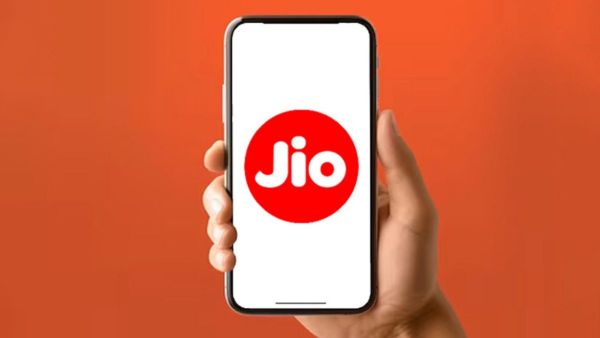 Jio का 11 महीने की वैलिडिटी वाला प्लान Jio का 11 महीने की वैलिडिटी वाला प्लान