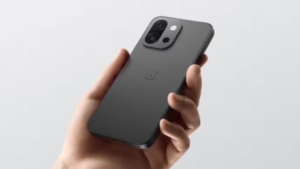 OnePlus के गेमिंग फोन पर भी चल रहा है काम